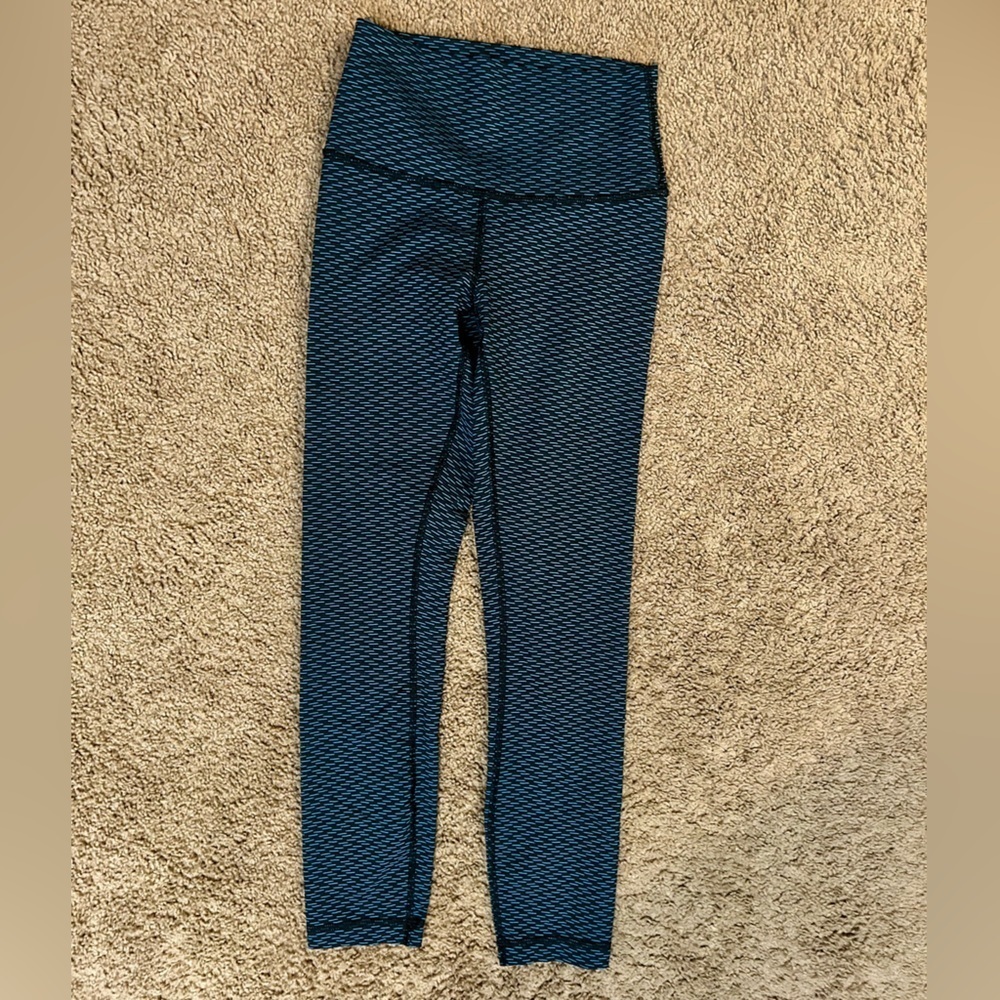 Lululemon High Rise Leggings Women’s Size 4 EUC